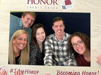 photo of new honor credit union team members in training