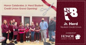 buchanan junior herd student credit union workers posing for a photo with school officials and honor credit union team members at the grand opening celebration on november 3, 2021 | Honor Credit Union
