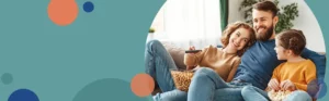 husband wife and daughter sitting on couch together | Honor Credit Union