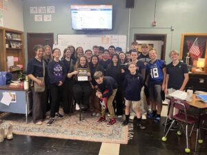 Teacher Awards Winner Summer LaBonte from Calhoun Christian in Battle Creek with her class | Honor Credit Union