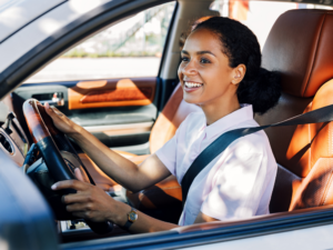 young women driving a car | Honor Credit Union