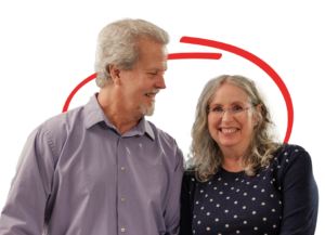 couple smiling | Honor Credit Union
