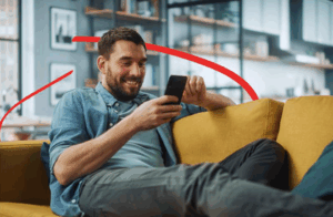 man on smartphone | Honor Credit Union