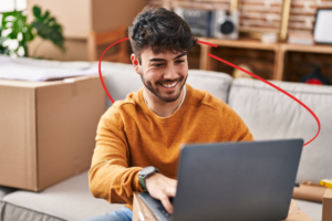 man on laptop | Honor Credit Union