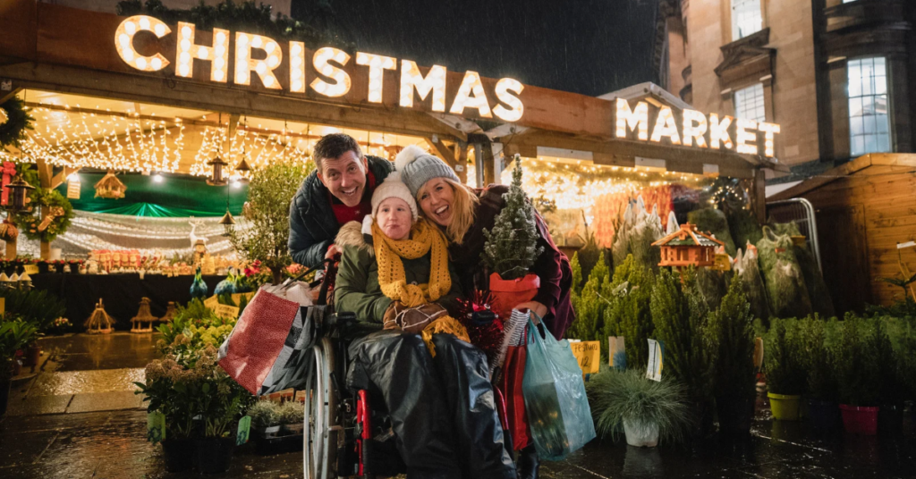 family Christmas shopping | Honor Credit Union