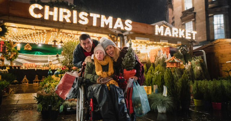 family Christmas shopping | Honor Credit Union | Honor Credit Union