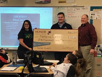 honor credit union teacher award winner